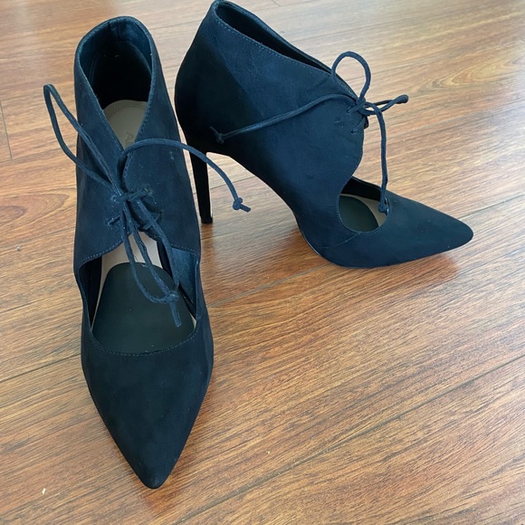 ALDO Black Faux Suede Pointed Lace-Up Ankle High Heels - Picture 4 of 13